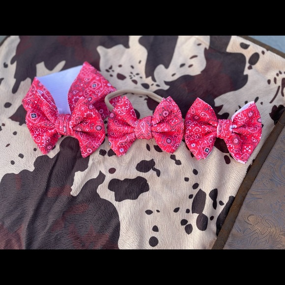 Meet your Posher, Lexi - Picture 3 of 7